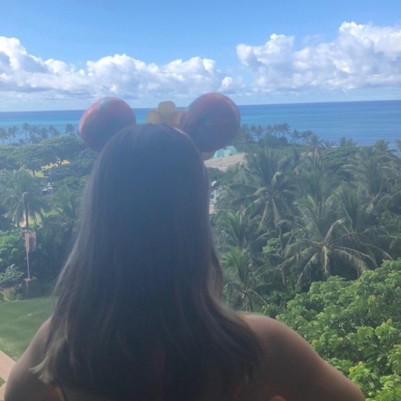 NWOT Disney Aulani Plumeria Hawaii Floral Minnie Ears 2019 main image 4
